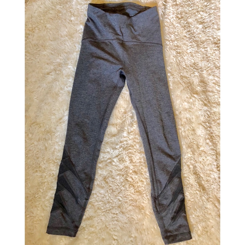 Lululemon motionful 7/8 tight size 4